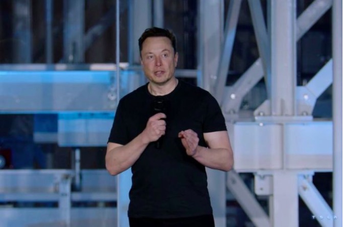 Musk: 'AI khiến tôi stress'